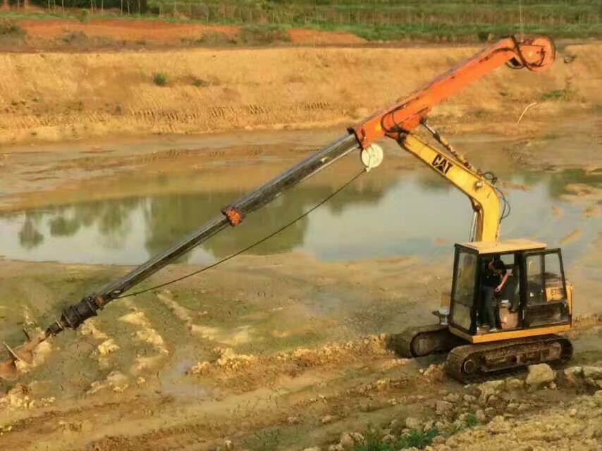 長臂挖掘機(jī)廠家、挖機(jī)加長臂廠家、加長臂挖機(jī)